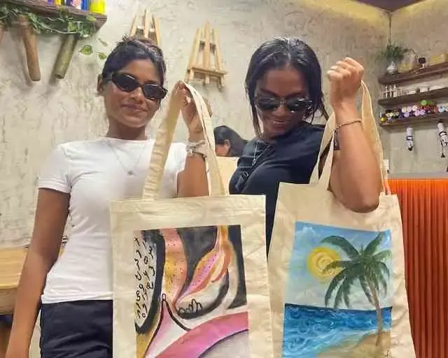 🛍️ Tote Bag Painting