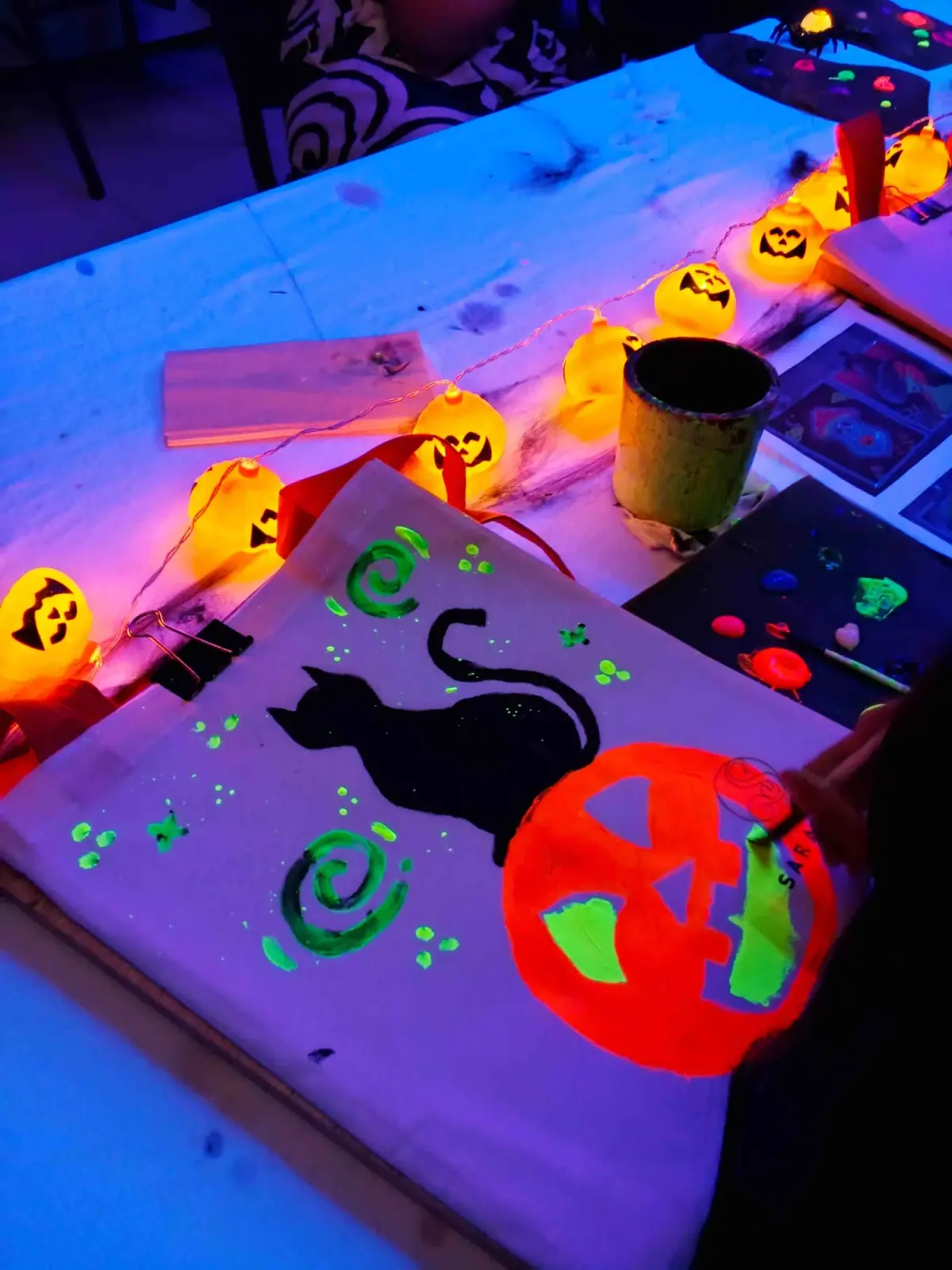 🌟 The Best Painting Ever! Padma Legian Glow Party Lights Up Halloween ✨
